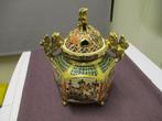 VINTAGE PORSELEINEN JAPANSE SATSUMA WIEROOKBRANDER, Ophalen of Verzenden