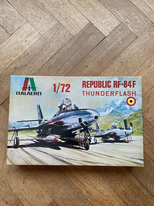 RF-84F THUNDERFLASH - BELGIAN AIR FORCE - 1/72, Hobby & Loisirs créatifs, Modélisme | Avions & Hélicoptères, Neuf, Avion, 1:72 à 1:144