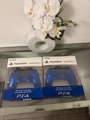 2 nieuwe PS4 controllers – nooit gebruikt beschikbaar voor biedingen