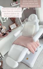 Elektrische behandeltafel incl. hoezen, Ophalen, Zo goed als nieuw, Massagetafel