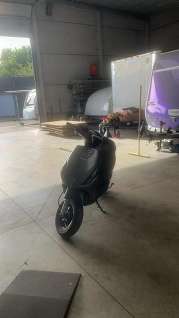 Piaggio zip 4t beschikbaar voor biedingen