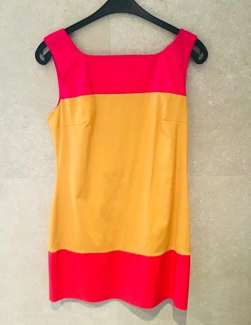 Jurk Explosion beschikbaar voor biedingen