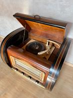 Vintage AXEL radio met ingebouwde platenspeler (jaren ’50), Antiek en Kunst, Antiek | Tv's en Audio, Ophalen
