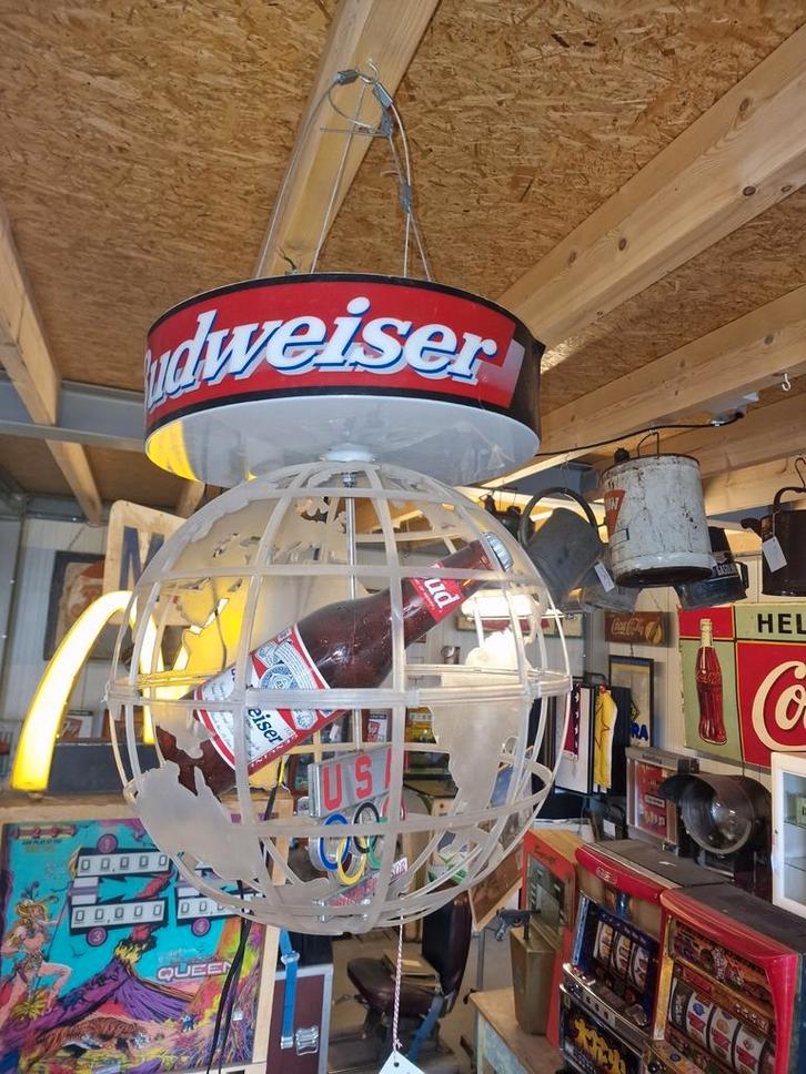 Biljart/cafe lampen budweiser miller neon usa, Verzamelen, Merken en Reclamevoorwerpen, Gebruikt, Lichtbak of (neon) lamp, Ophalen