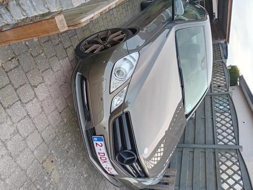 Zeer mooie Mercedes 2.2 E CDI coupe automaat. Bouwjaar 2011., Auto's, Mercedes-Benz, Particulier, 200-Serie, ABS, Adaptieve lichten