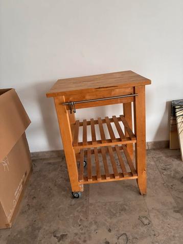Keuken werktafel beschikbaar voor biedingen