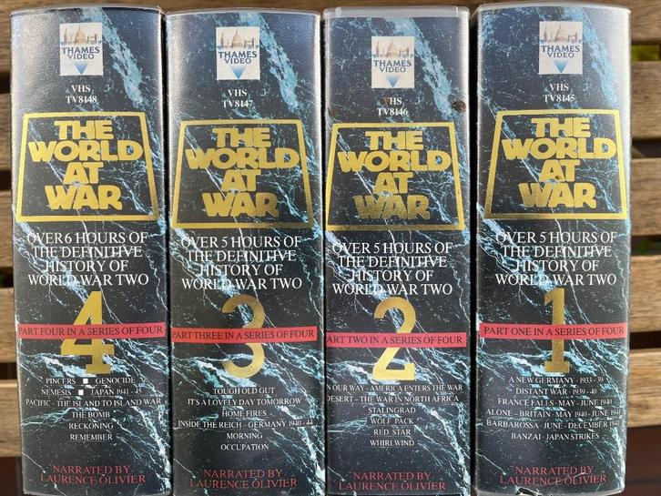 VHS Cassetten 2de Wereldoorlog in het Engels x4, Cd's en Dvd's, VHS | Film, Zo goed als nieuw, Drama, Vanaf 16 jaar, Ophalen of Verzenden
