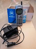 Oude Motorola-mobiel, Telecommunicatie, Ophalen of Verzenden, Zo goed als nieuw