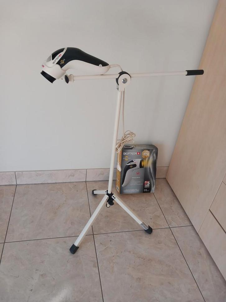 Bioptron Medall light therapy lamp met staander, als nieuw, Elektronische apparatuur, Persoonlijke Verzorgingsapparatuur, Zo goed als nieuw