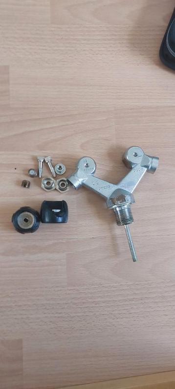 Aqualung ( double robinetterie complète) beschikbaar voor biedingen