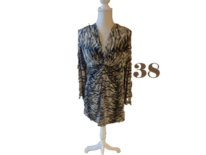 (92)- robe femme t.38 noire et beige - roméo et juliette -, Kleding | Dames, Jurken, Zo goed als nieuw, Maat 38/40 (M), Zwart