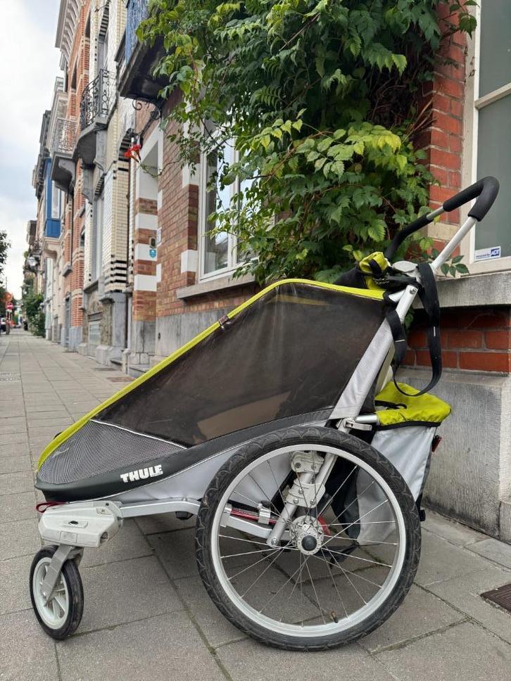 Thule fietskar, Fietsen en Brommers, Fietsaccessoires | Aanhangwagens en Karren, Gebruikt, Kinderkar, 20 tot 40 kg, Vering, Opvouwbaar