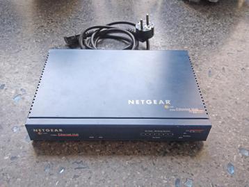 Netgear ethernet 8 port hub beschikbaar voor biedingen