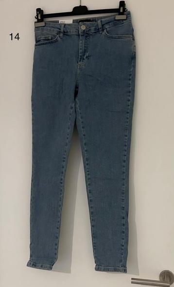 Broek (Pieces, maat L) beschikbaar voor biedingen