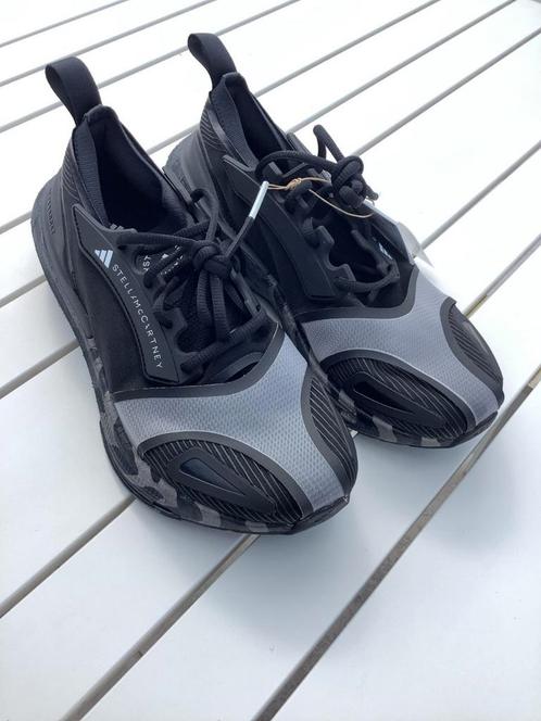 Stella Mc Cartney Ultraboost 23 NIEUW, Kleding | Dames, Schoenen, Nieuw, Sneakers, Ophalen of Verzenden
