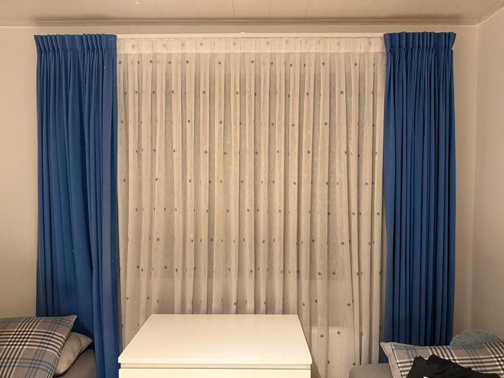 Custom-made, high-quality curtains., Huis en Inrichting, Stoffering | Gordijnen en Lamellen, Zo goed als nieuw, 200 cm of meer