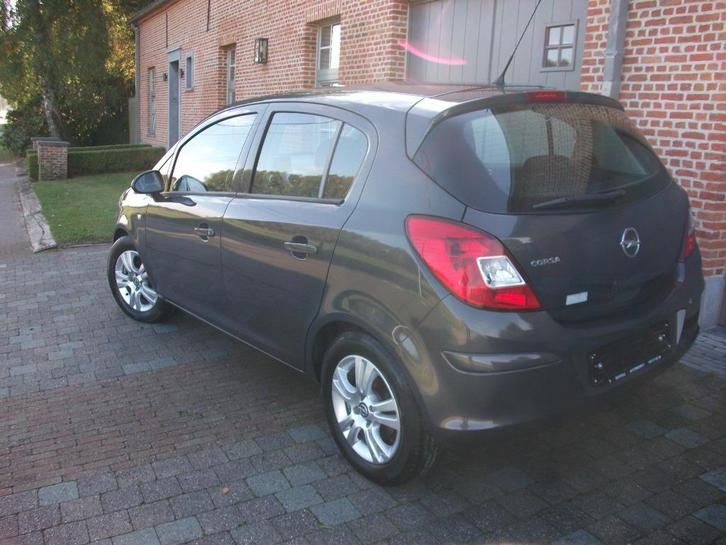 Opel Corsa 1.2 Benz,Reeds gekeurd in prachtstaat+ohb+Car-pas, Auto's, Opel, Particulier, Corsa, ABS, Airbags, Airconditioning