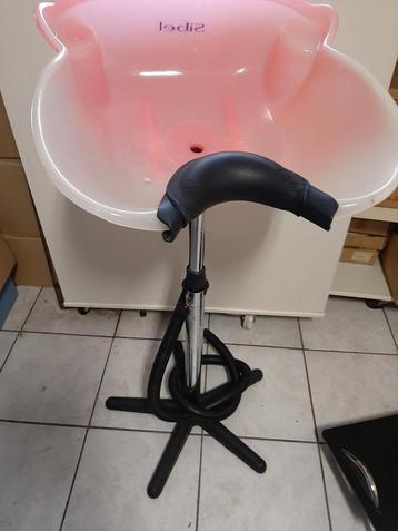 Wasbak voor haren te wassen €45, Handtassen en Accessoires, Uiterlijk | Haarverzorging, Ophalen, Zo goed als nieuw