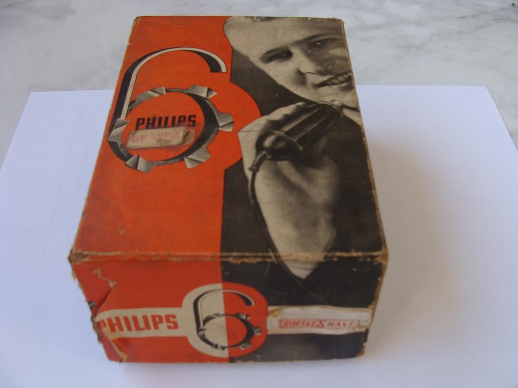 Ancien rasoir Philips dans sa boîte d'origine, Collections, Collections Autre, Utilisé, Enlèvement ou Envoi