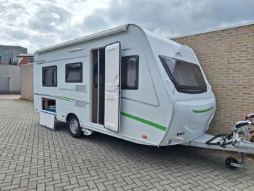 Caravane LMC Sassino 2022 en excellent état avec de nombreus, Enlèvement ou Envoi, Comme neuf