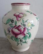 rare petit vase Boch Keramis à décor de fleurs 130, Antiquités & Art, Antiquités | Céramique & Poterie, Envoi