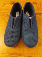 Meisjes pantoffels nieuw Maat 37, Kleding | Dames, Schoenen, Blauw, Nieuw, Ophalen of Verzenden, Pantoffels of Sloffen
