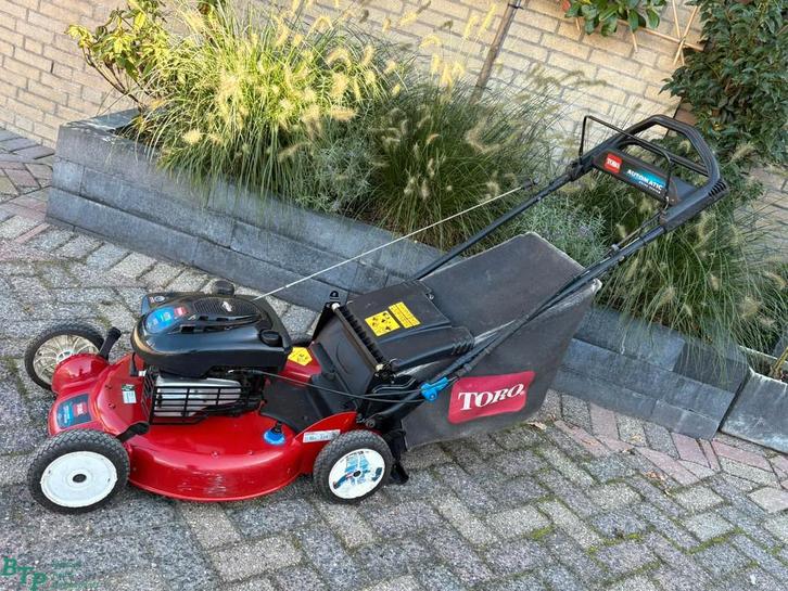 Toro 675 Series GTS gebruikte grasmaaier, Antiek en Kunst, Antiek | Gereedschap en Instrumenten