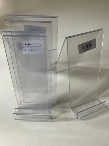 Lot folderhouders - Plexiglas beschikbaar voor biedingen