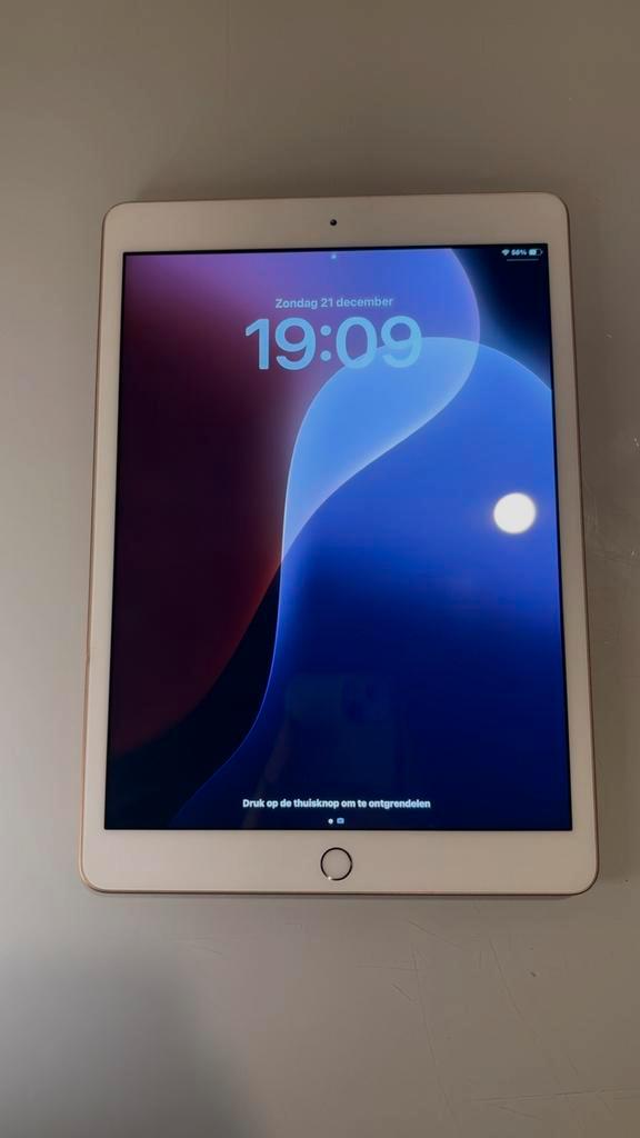 Apple iPad 8 (10,2”) – Rose Gold – Zo goed als nieuw, Computers en Software, Apple iPads, Zo goed als nieuw, Apple iPad, Ophalen of Verzenden