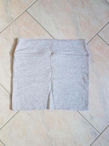 Mini-jupe stretch, Neuf, Gris, Enlèvement ou Envoi, Au-dessus du genou