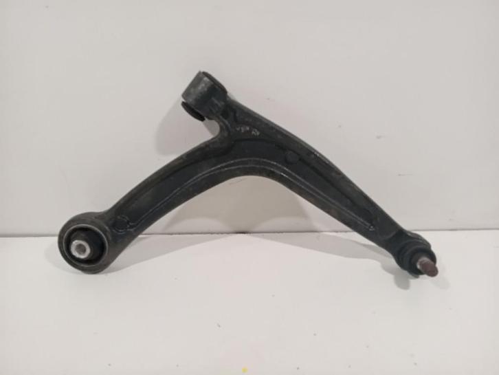 DRAAGARM RECHTS VOOR Ford Ka II (01-2008/05-2016), Auto-onderdelen, Ophanging en Onderstel, Ford, Gebruikt
