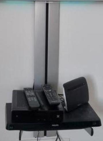 Cache Câble TV en Aluminium +support Decodeur, Enlèvement, Comme neuf
