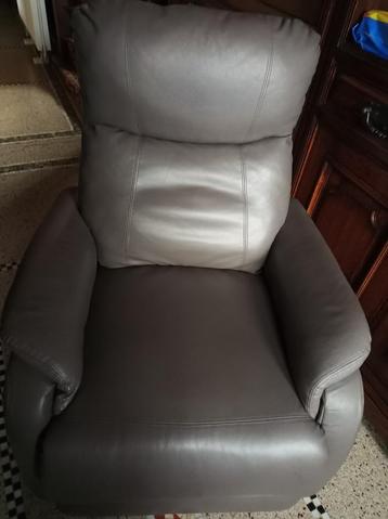 Relaxzetel lederlook grijsbruin beschikbaar voor biedingen