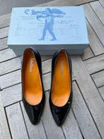 Chaussures femme festives VOLTAN pointure 37 laque noire com, Comme neuf, Noir, Voltan, Enlèvement ou Envoi