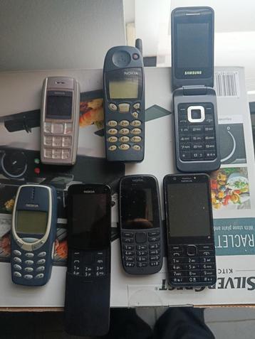 Lot gsm beschikbaar voor biedingen