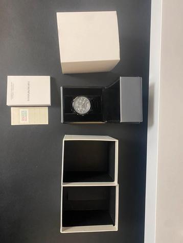 Emporio Armani horloge beschikbaar voor biedingen