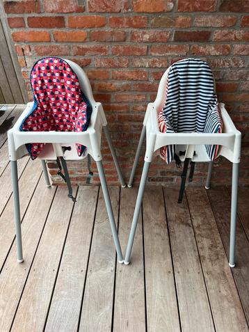 2 kinderstoelen van Ikea incl verkleinkussen en riempjes beschikbaar voor biedingen