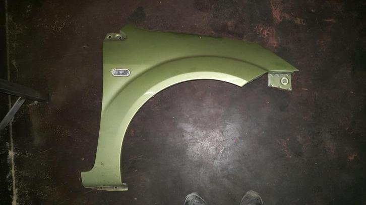 Garde-boue pour Ford Fiésta 2005, 2006 et 2007, Autos : Pièces & Accessoires, Carrosserie & Tôlerie, Garde-boue, Ford, Avant, Gauche