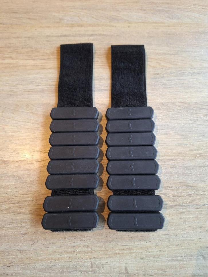 Solfit - Polsgewichten - Enkelgewichten - 450 Gram - 2 stuks, Sport en Fitness, Fitnessmaterialen, Zo goed als nieuw, Overige typen
