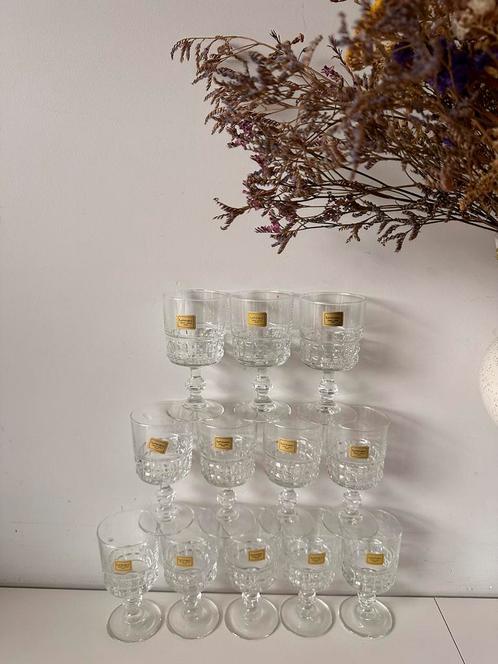 Luminarc kristallen glazen in samenwerking met bp, Verzamelen, Glas en Drinkglazen, Zo goed als nieuw, Ophalen of Verzenden