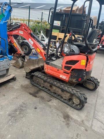 Kubota u15 année 2015 / 3200 heures + remorque, Articles professionnels, Machines & Construction | Grues & Excavatrices, Excavatrice