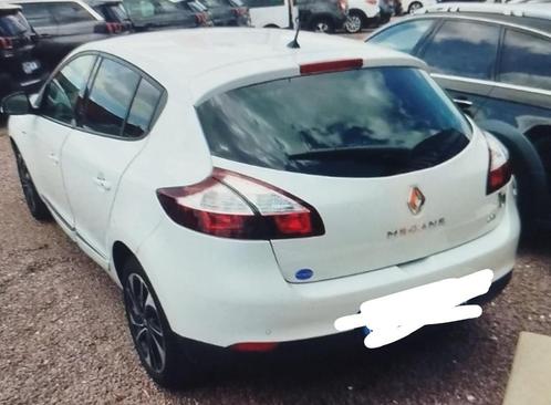 a vendre RENAULT MEGANE, Auto's, Renault, Particulier, Mégane, Diesel, Euro 5, Berline, 5 deurs, Handgeschakeld, Wit, Zwart, Leder en Stof