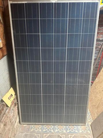 19 Zonnepanelen – Goede Staat – Snel Beschikbaar beschikbaar voor biedingen