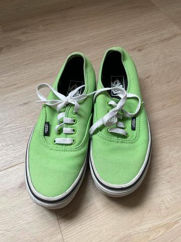 VANS maat 37 beschikbaar voor biedingen