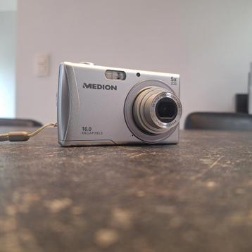 Medion Digital Camera MD 86930 (Life E44050) beschikbaar voor biedingen