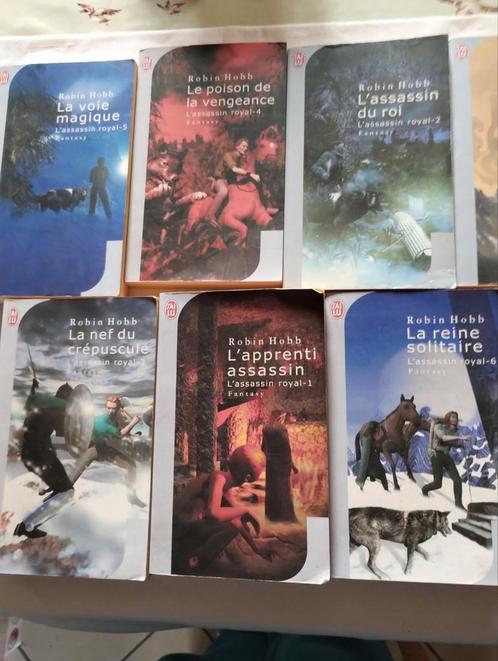 7 fantasyboeken van Robin Hobb, Boeken, Fantasy, Zo goed als nieuw, Ophalen
