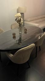 Ovale zwarte salontafel – moderne look, in goede staat!, Huis en Inrichting, Tafels | Eettafels, Gebruikt, 100 tot 150 cm, Ophalen of Verzenden