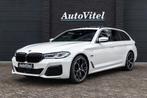 BMW 5 Serie Touring 530e M Sport Hybride | Panodak | Head-Up, Auto's, BMW, Achterwielaandrijving, 4 cilinders, Wit, 5 deurs