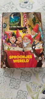 Sprookjes boek met 45 verhalen en mooie tekeningen., Boeken, Ophalen