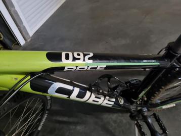 Cube race 260 26 inch in goede  staat met nieuwe  banden  op, Enlèvement, Comme neuf, 26 pouces